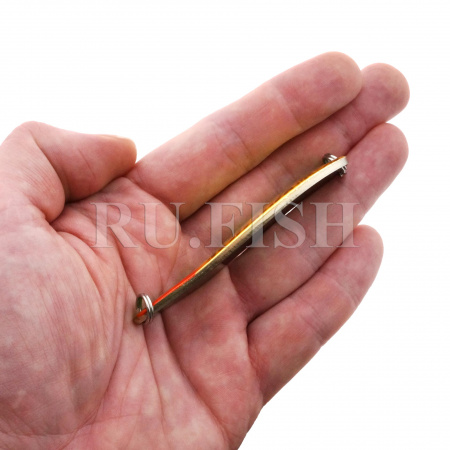 Блесна Daiwa Aki Aji Crusader-W 80 мм 40 гр 0741 0382 Keimura Gold Iwashi в ладони, сбоку