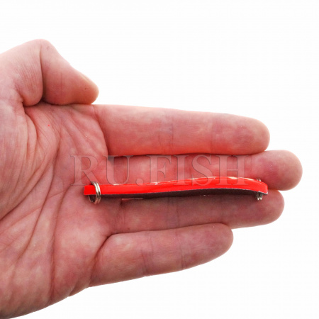 Блесна на лосося Nakazima Salmon Buster X 80 мм 40 гр 6434 RZ на ладони, вид сбоку