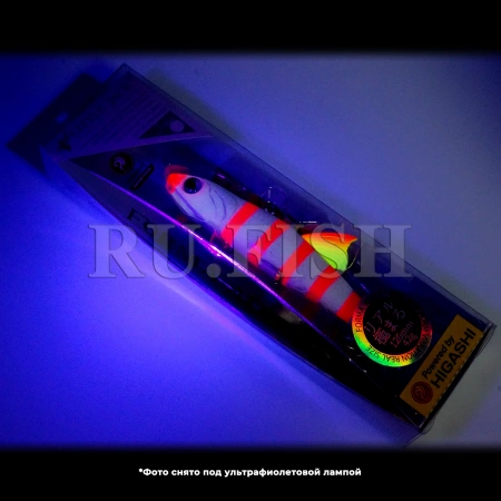 Ратлин Little Jack Forma Adict 120 мм 42 гр #R12, съемка в ультрафиолете