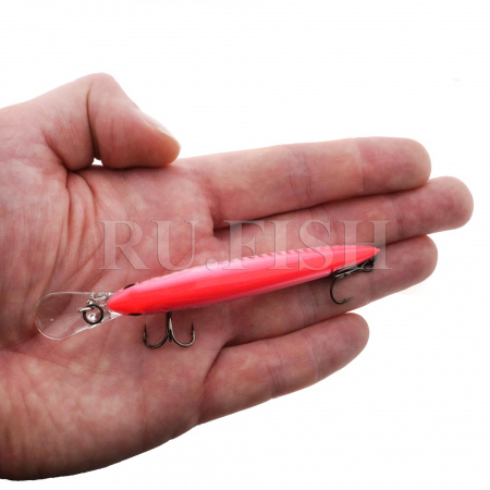 Воблер Smith Cherry Blood MD 90F 9.5 гр 45 на ладони, спинка