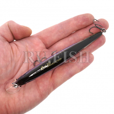 Воблер DUO Realis Jerkbait 130SP 22 гр GPA4009 River Bait, фото на ладони 2