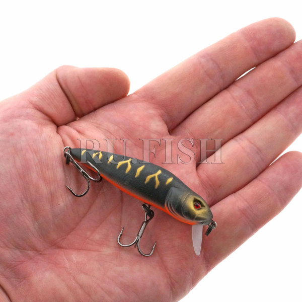 Воблер Asakura Bullhead 6 SR-SP 9.1 гр 177 на ладони